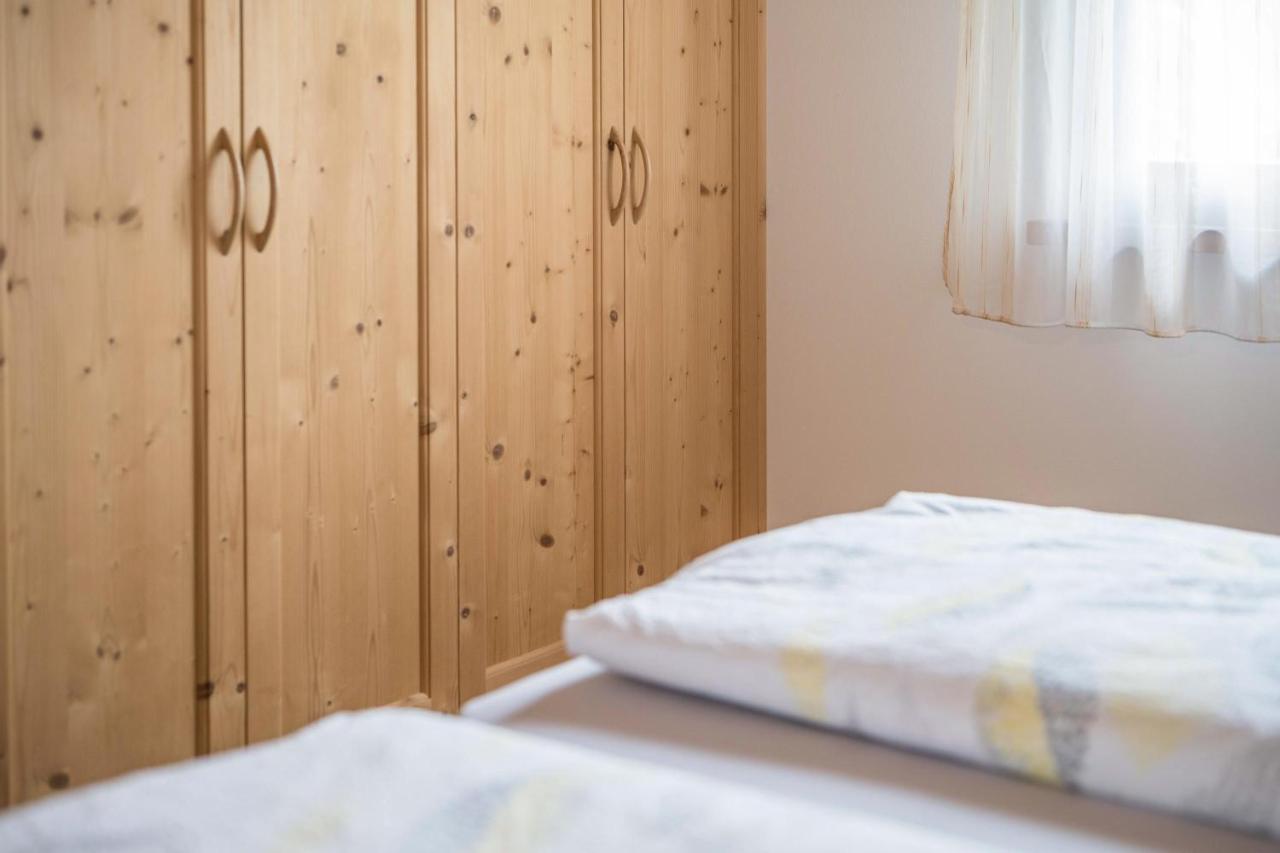 Kreuzhof Rechts Apartment Novacella ภายนอก รูปภาพ